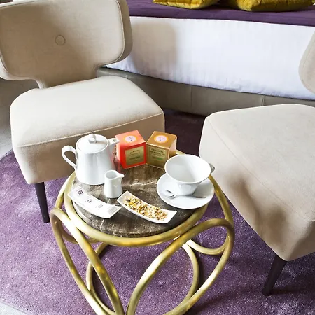 Hotel Sonder Le Frochot 3*