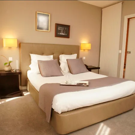 Frochot Montmartre Hotel París