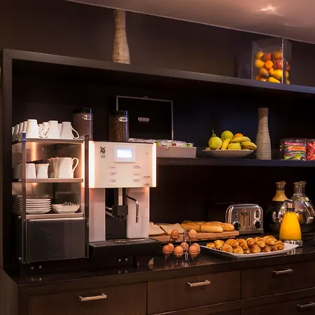 Frochot Montmartre Hotel