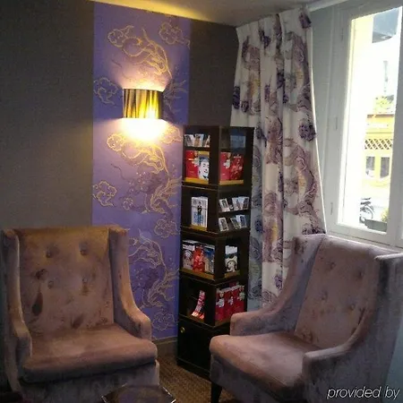 Frochot Montmartre Hotel