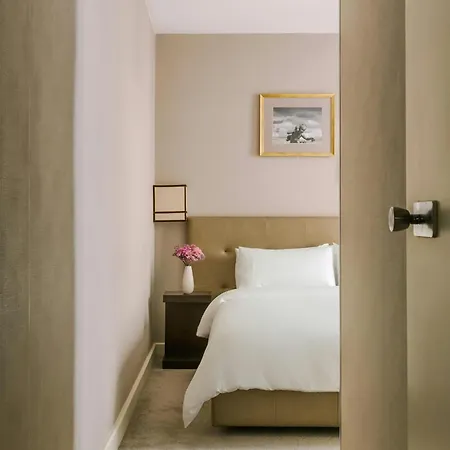 Le Frochot Pigalle, Sonder By Marriott Bonvoy 3* Párizs