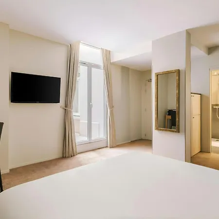 Le Frochot Pigalle, Sonder By Marriott Bonvoy 3*