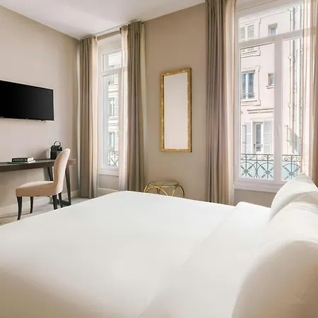 Le Frochot Pigalle, Sonder By Marriott Bonvoy 3*