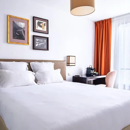 Frochot Montmartre Hotel