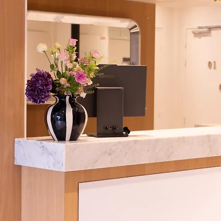 Hotel Frochot Montmartre