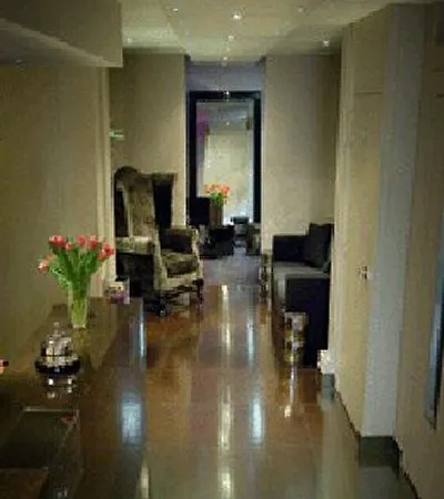 Frochot Montmartre 3*