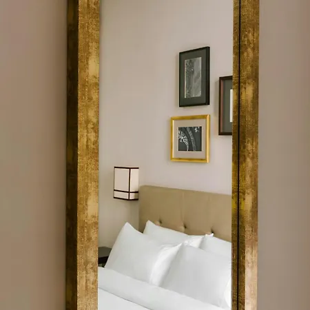 Hotel Frochot Montmartre Paris