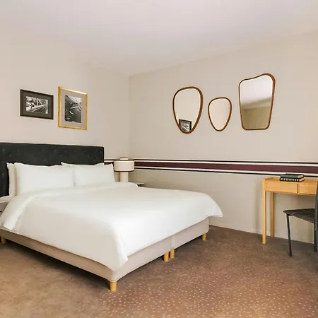 Hotel Frochot Montmartre Paris